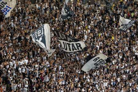 Torcida do Atlético durante duelo na Arena MRV