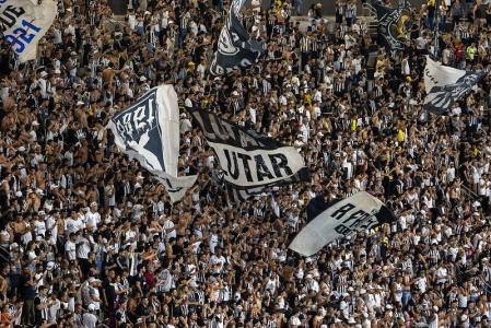 Torcida do Atlético durante duelo na Arena MRV