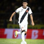Escalação do Vasco: colombiano deve ser o substituto de meia contra o Fluminense