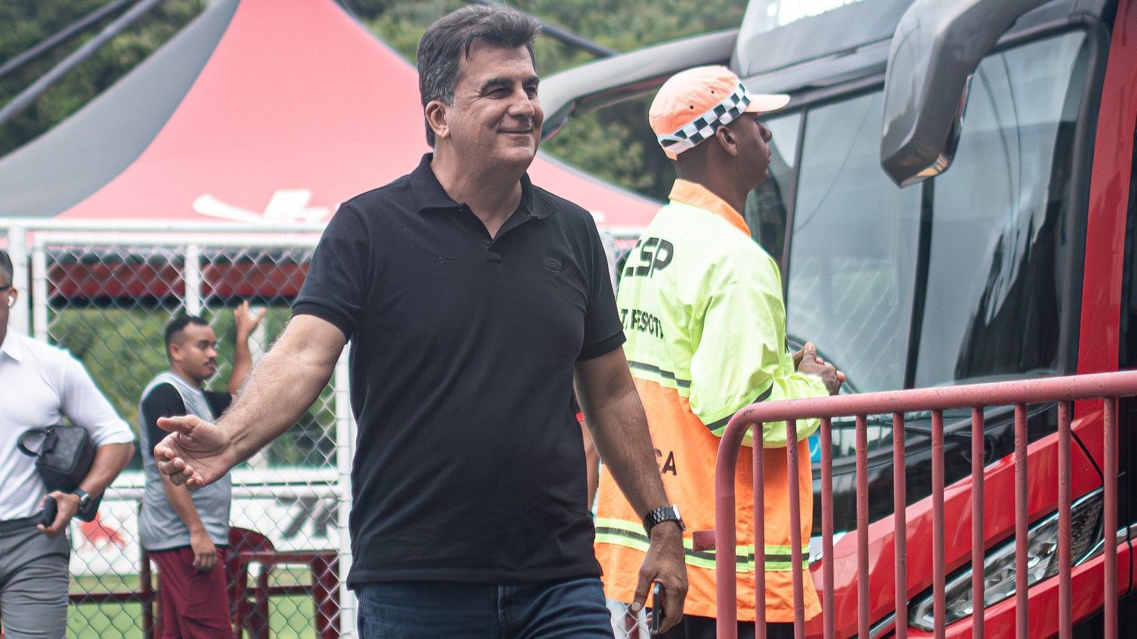 Vitória rejeita valor oferecido pela BYD após acordo milionário com o Corinthians