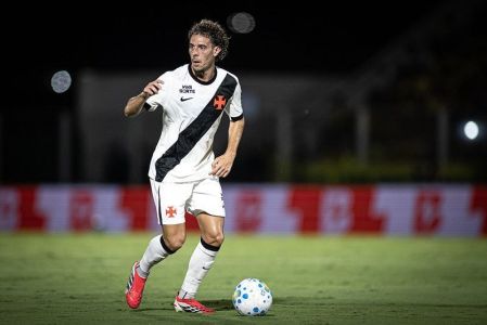 Nuno Moreira sofreu pênalti desperdiçado por Pumita