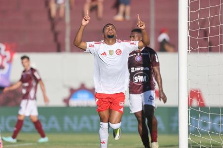 Internacional venceu o Caxias neste sábado (31)