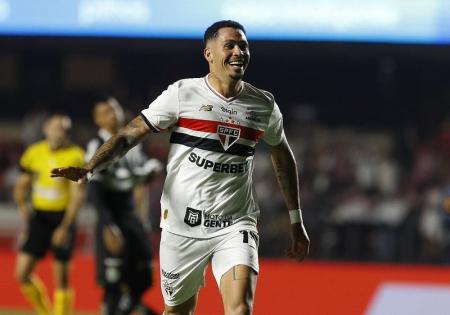 Luciano assina novo vínculo como São Paulo