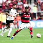 Flamengo: Paquetá reage ao gol perdido contra o Corinthians na Supercopa do Brasil
