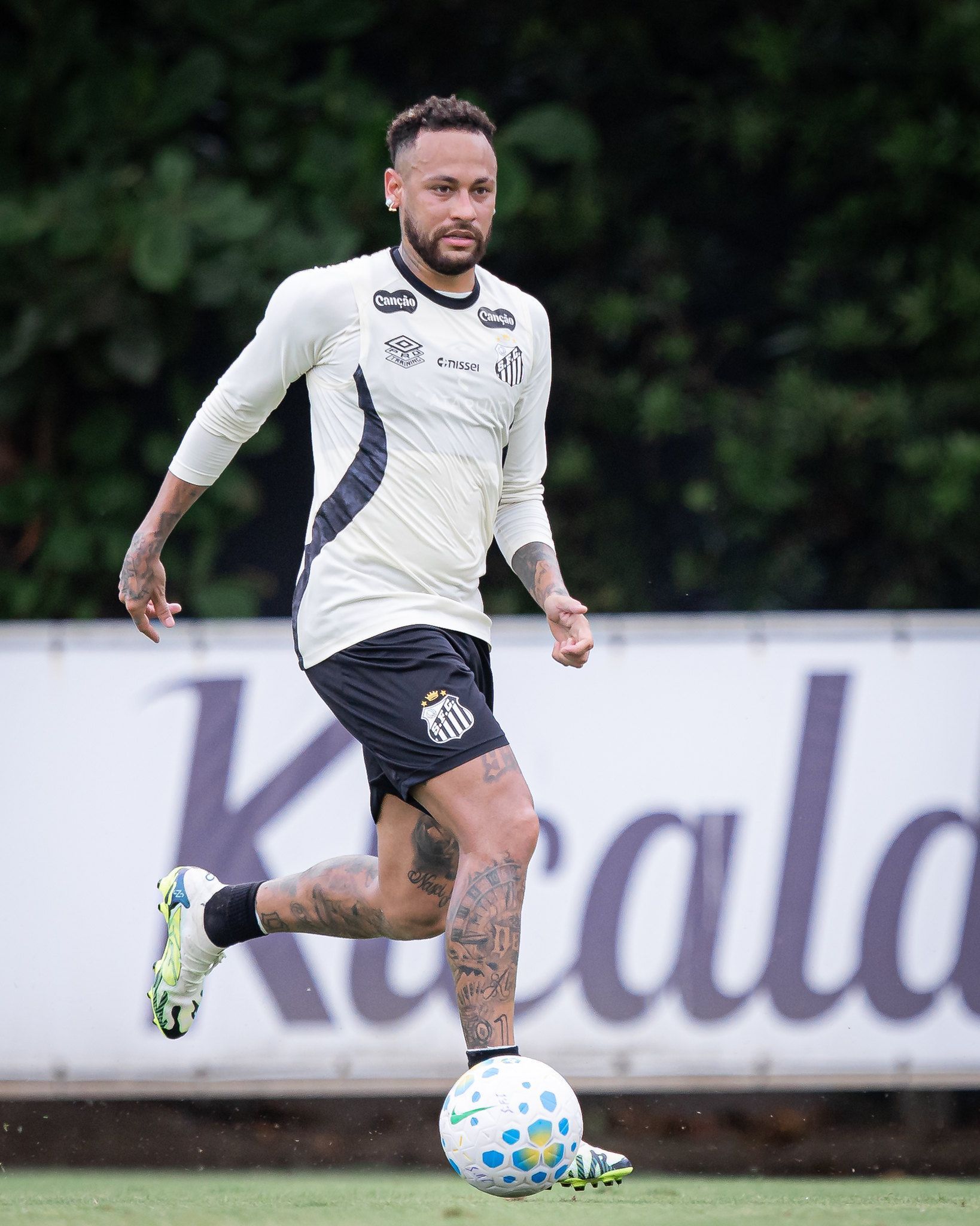 Neymar joga? Veja provável escalação do Santos para enfrentar o São Paulo