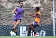 Com sete desfalques, Botafogo divulga relacionados contra o Grêmio; veja a lista