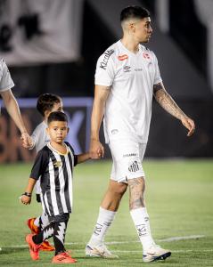 Adonis Frías durante Santos x São Paulo