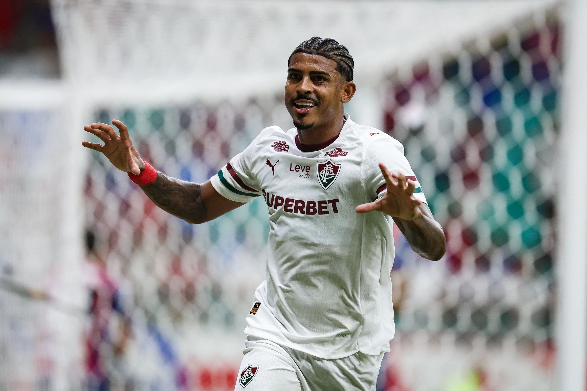 John Kennedy embala e assume protagonismo no ataque do Fluminense