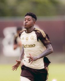 Flamengo x Sampaio Corrêa: o zagueiro Vitão deve ganhar oportunidades entre os titulares de Filipe Luís