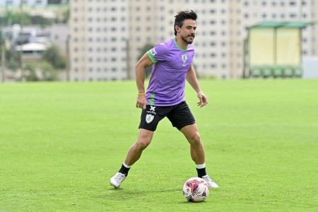 Willian durante treino pelo América em 2026