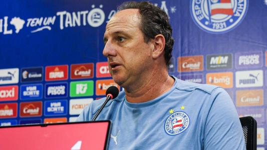 Técnico Rogério Ceni durante entrevista coletiva