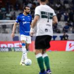 Fabrício Bruno reage às vaias da torcida Cruzeiro e enxerga time ‘sem ritmo’