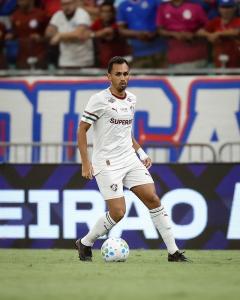Lima se despediu do Fluminense no empate diante do Bahia na quinta-feira (5)
