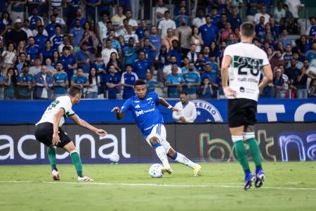 Coritiba visitou o Cruzeiro no Mineirão, em Belo Horizonte, pela segunda rodada do Brasileirão • Gustavo Aleixo/Cruzeiro