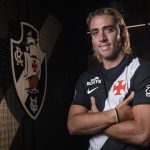 Vasco anuncia contratação de atacante argentino; saiba detalhes