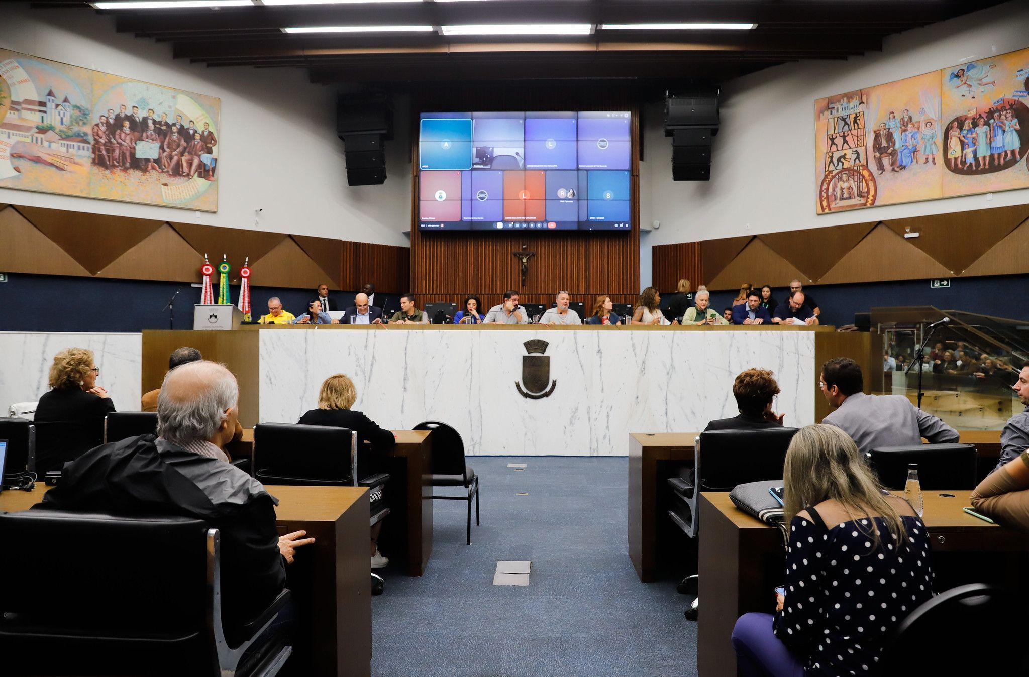 Câmara de BH discute, em audiência pública, projeto de revitalização do Centro