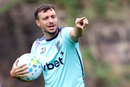 Martin Anselmi é o treinador do Botafogo em 2026