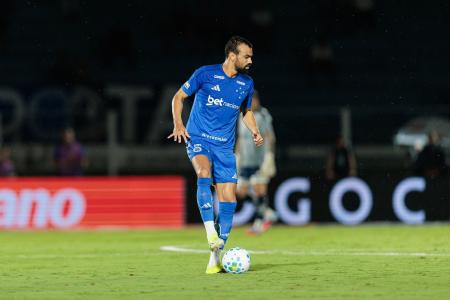 Fabrício Bruno é um dos pilares da defesa do Cruzeiro