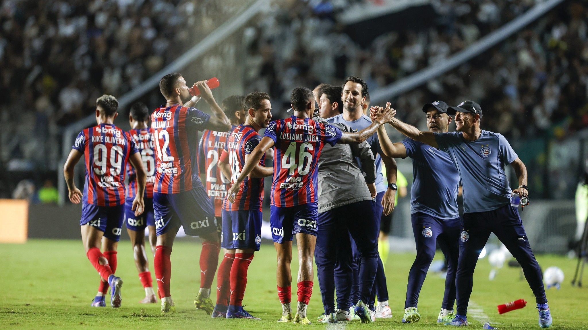 Rogério Ceni muda postura, e Bahia segue 100% como visitante no Brasileirão