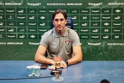 Luís Zubeldía projeta qual a briga do Fluminense no Campeonato Brasileiro