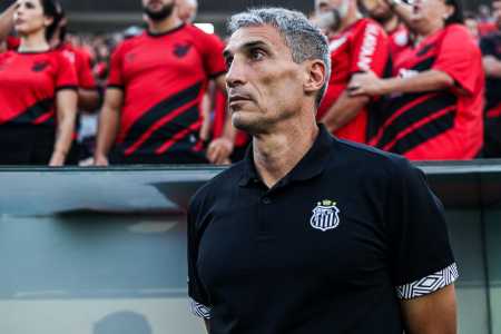 Juan Pablo Vojvoda, técnico do Santos FC
