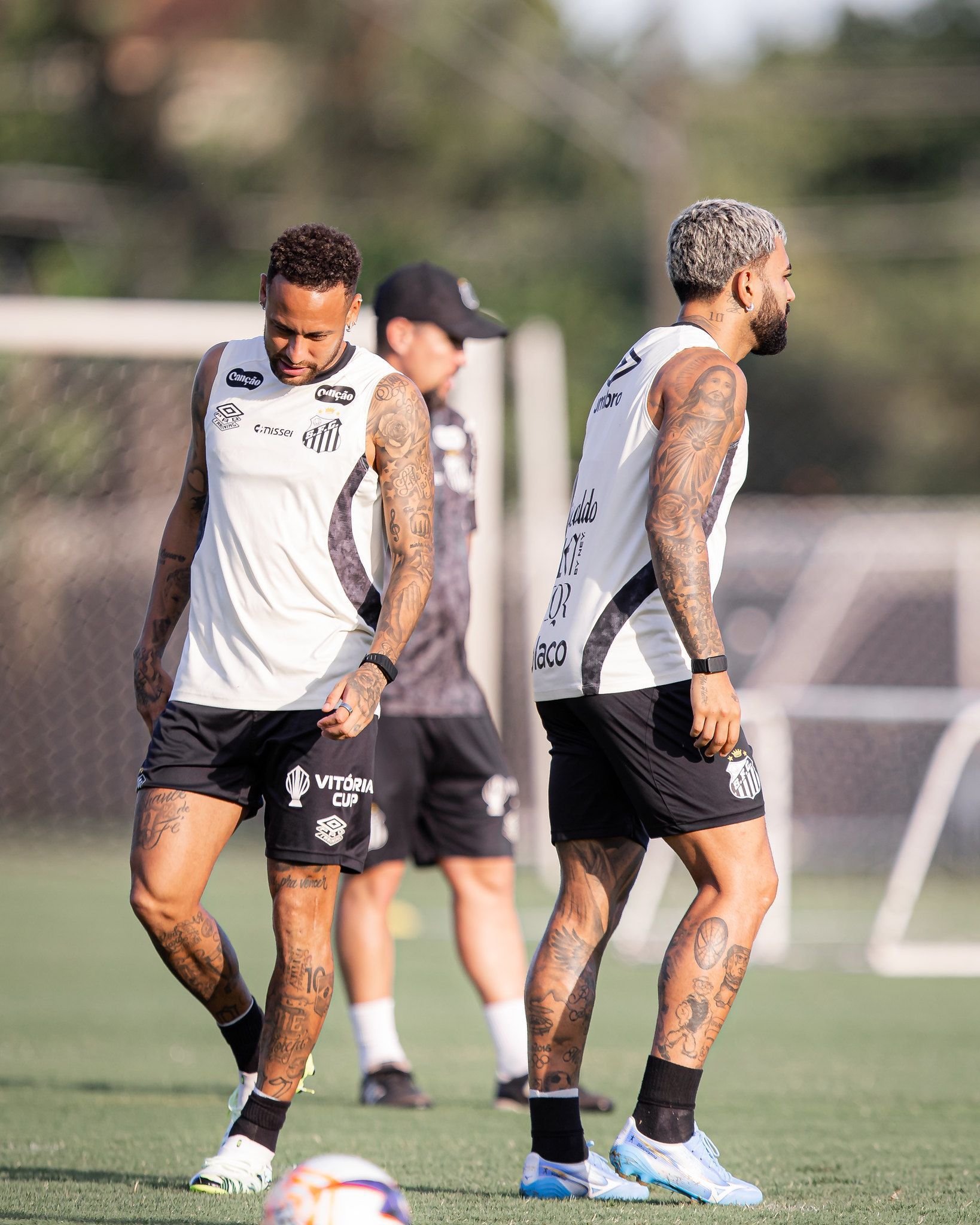 Com Neymar e Gabigol, Santos busca classificação no Paulista contra Novorizontino