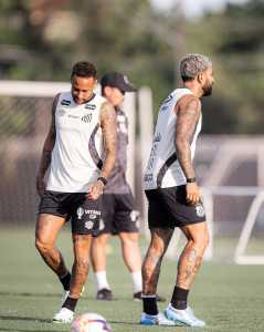 Neymar e Gabigol no CT Rei Pelé