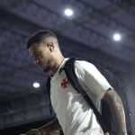 Coutinho entra em contato com diretoria do Vasco e pede rescisão contratual