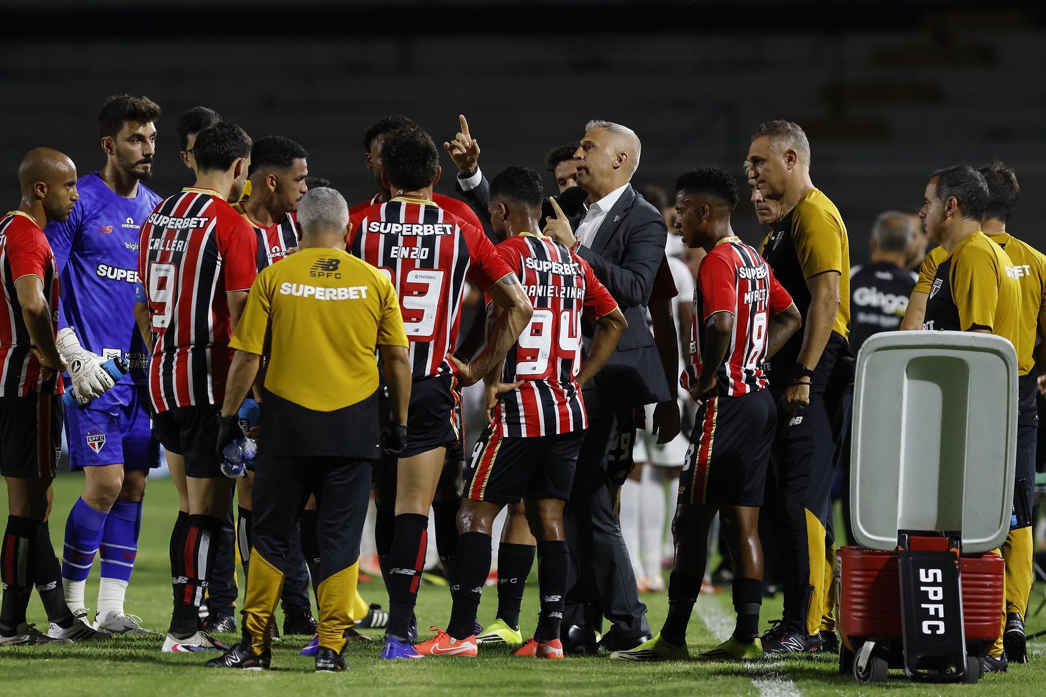 Saiba trunfo do São Paulo para atender Crespo e fechar contratação de Cauly