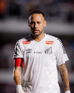 Neymar em ação pelo Santos