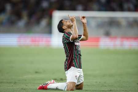 Savarino deixou sua marca com a camisa do Fluminense pela primeira vez