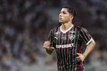 Savarino fez grande partida com a camisa tricolor na vitória sobre o Bangu