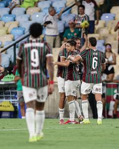 Savarino marcou o primeiro gol com a camisa do Fluminense