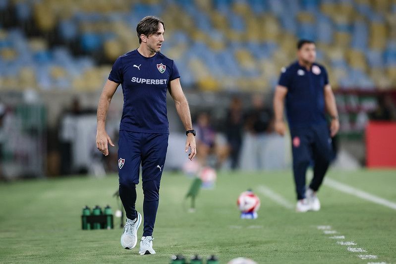 Zubeldía projeta novo duelo do Fluminense no mata-mata contra o Vasco