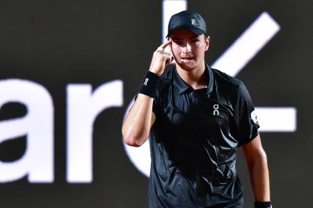 João Fonseca em ação no Rio Open