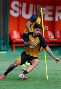 Cauly treina no São Paulo e pode estrear contra o Bragantino