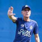 Luís Castro prepara mudanças no Grêmio para encarar Juventude pela semi do Gauchão