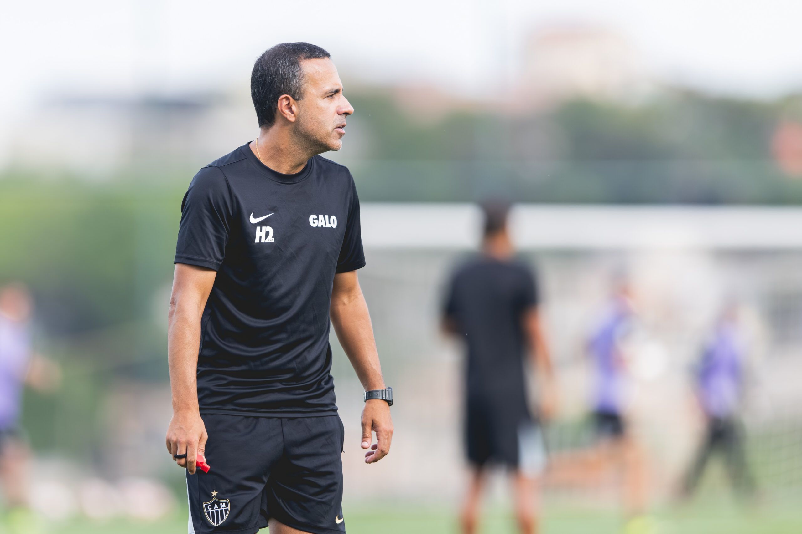 Lucas Gonçalves tem chance de ter primeira sequência no Atlético após cinco anos
