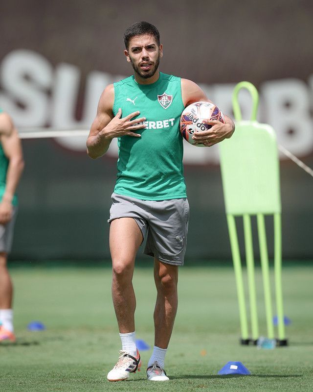 Volante pode ser desfalque do Fluminense para confronto pelo Brasileiro