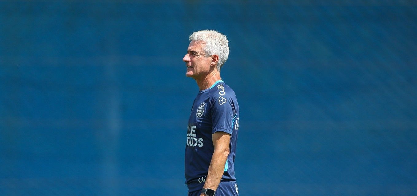 As opções de Luís Castro no Grêmio para jogo com Atlético pelo Brasileirão