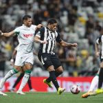 Atlético vacila, leva empate do América no fim, e semi do Mineiro fica aberta
