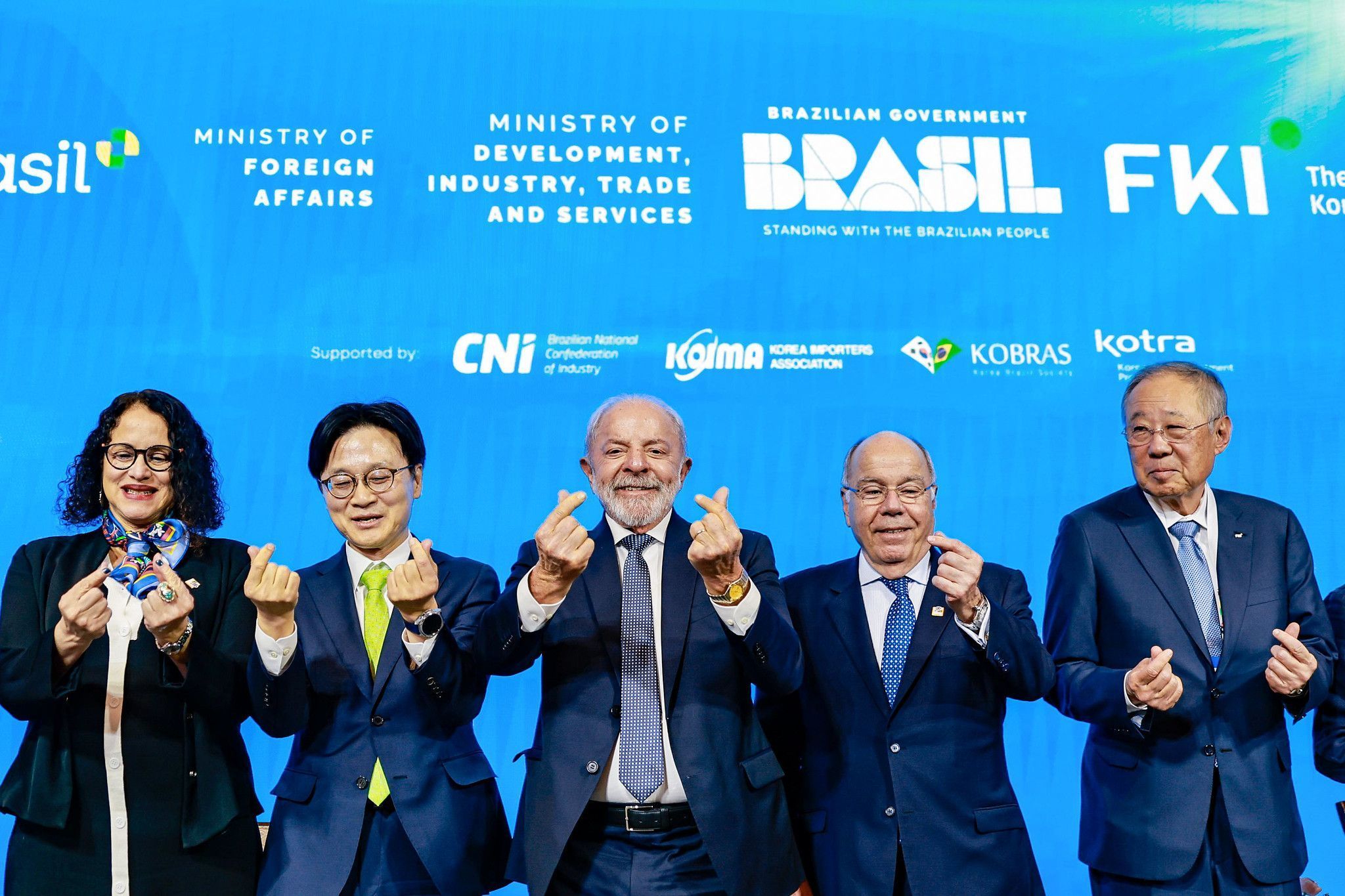 Lula critica uso do comércio como 'arma' e defende negociações entre os países
