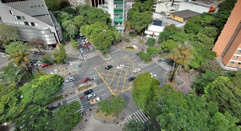 Movimento visa debater sobre população de rua e espaços públicos na Savassi, em BH