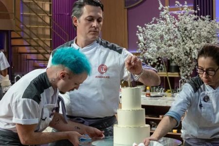 Léo Salles e Marina Queiroz estavam na mesma equipe no último episódio do MasterChef Confeitaria