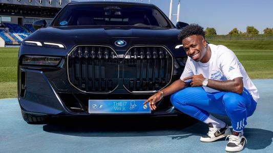 Vini Jr BMW i7