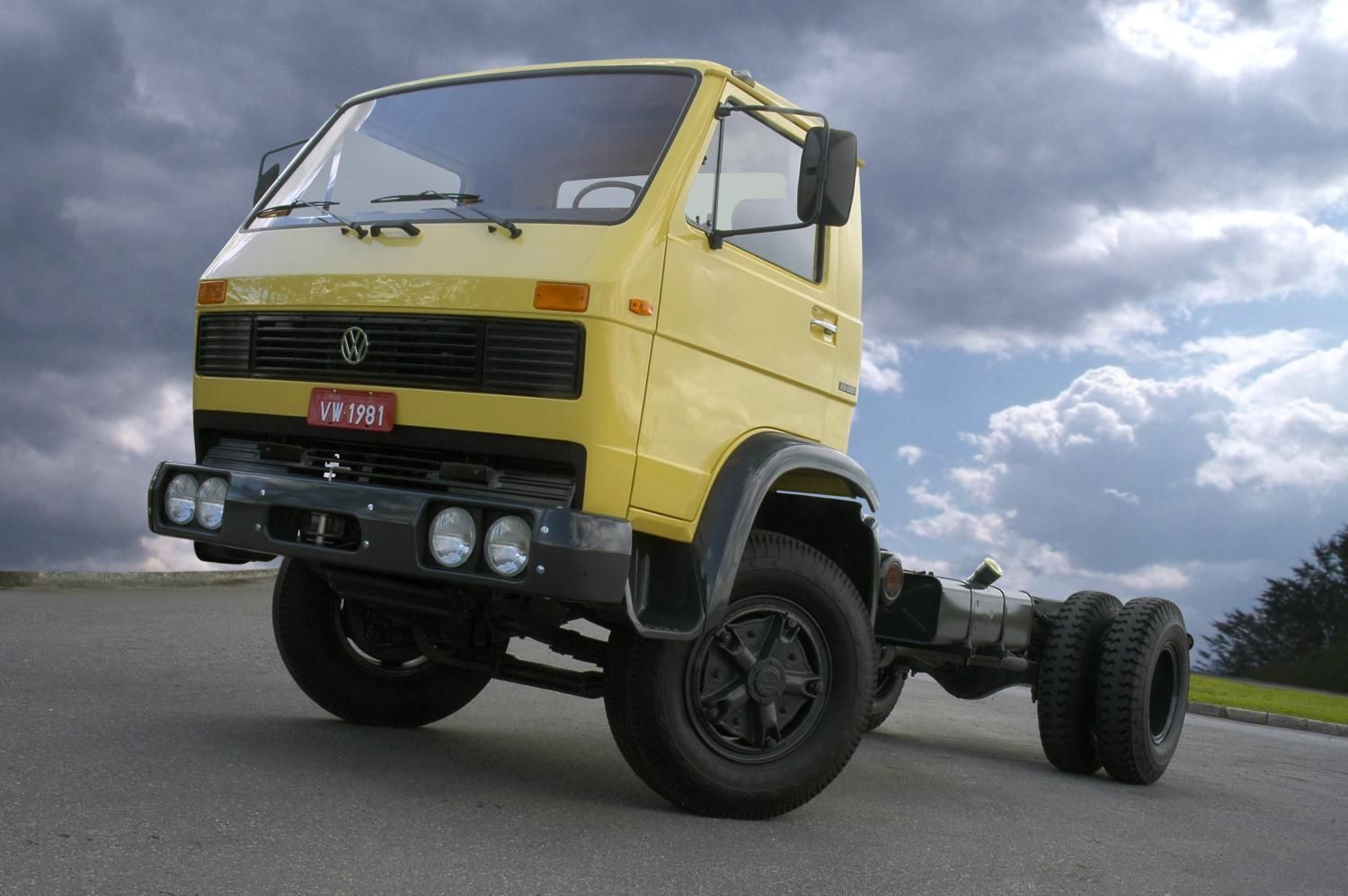 Volkswagen Ônibus e Caminhões completa 45 anos
