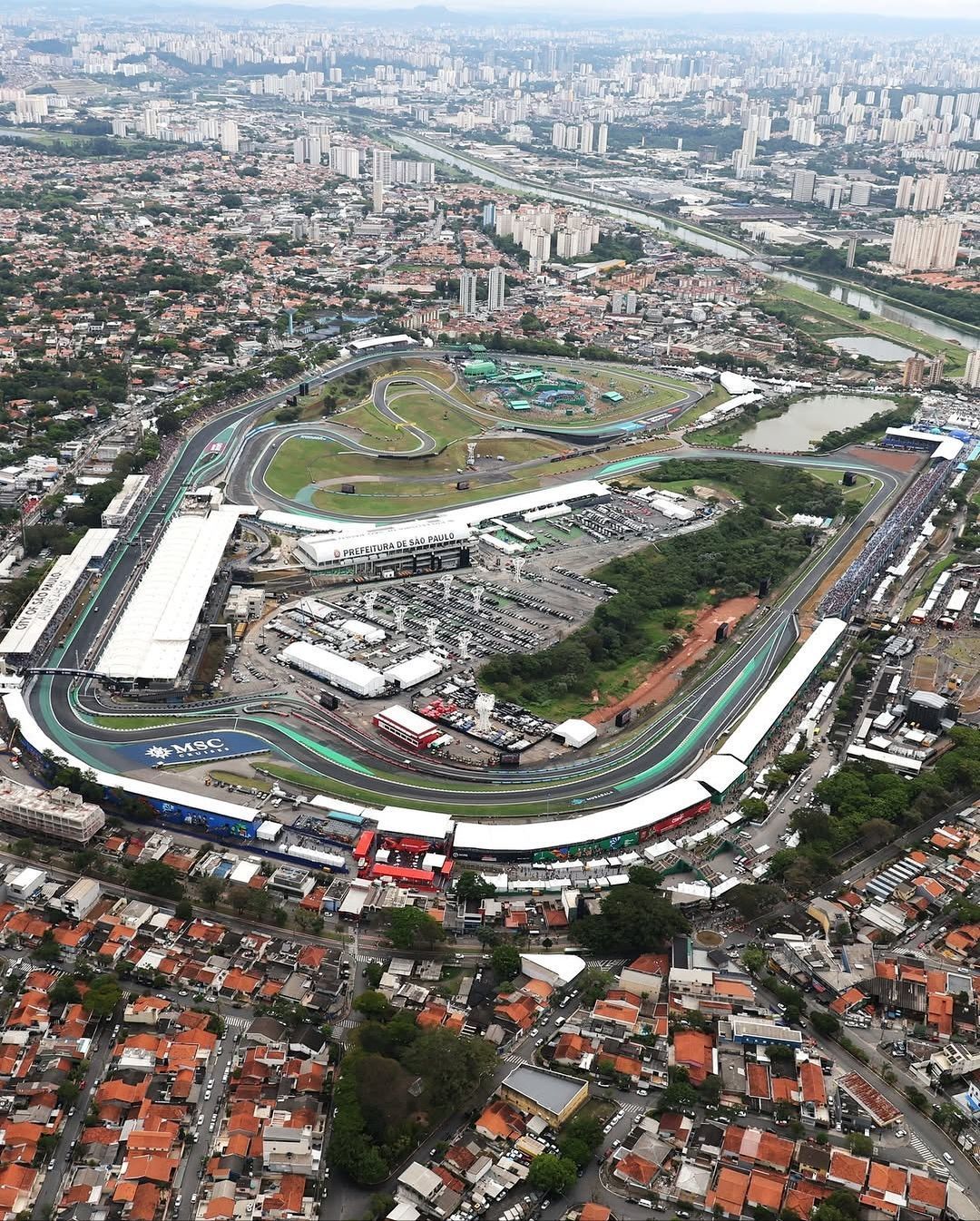 Fórmula 1: GP de São Paulo 2025 quebra recorde de público