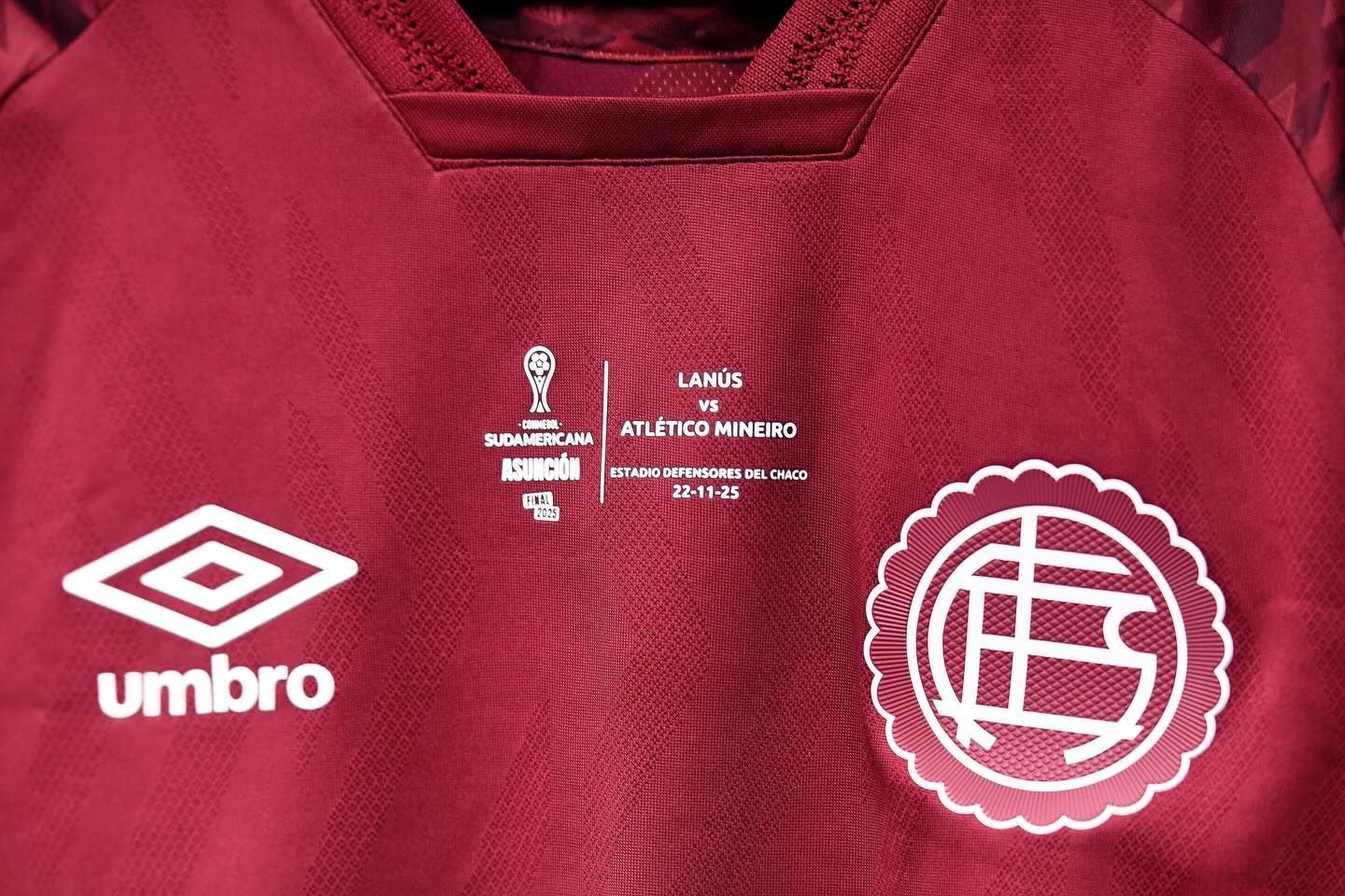 Fotos: o vestiário do Lanús antes da final da Sul-Americana contra o Atlético