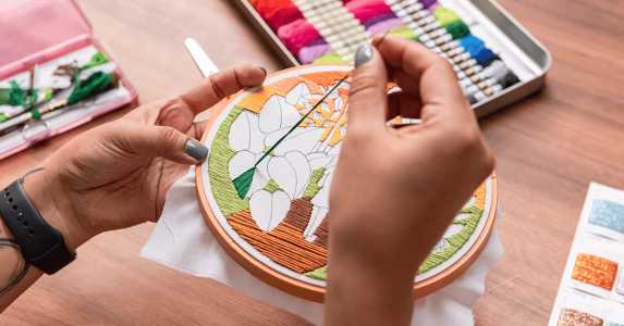 Cadastramento busca mapear artesãs e artesãos para orientar políticas culturais e preservar o patrimônio imaterial