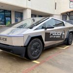 Tesla Cybertruck transformada em viatura policial é motivo de piada no Texas